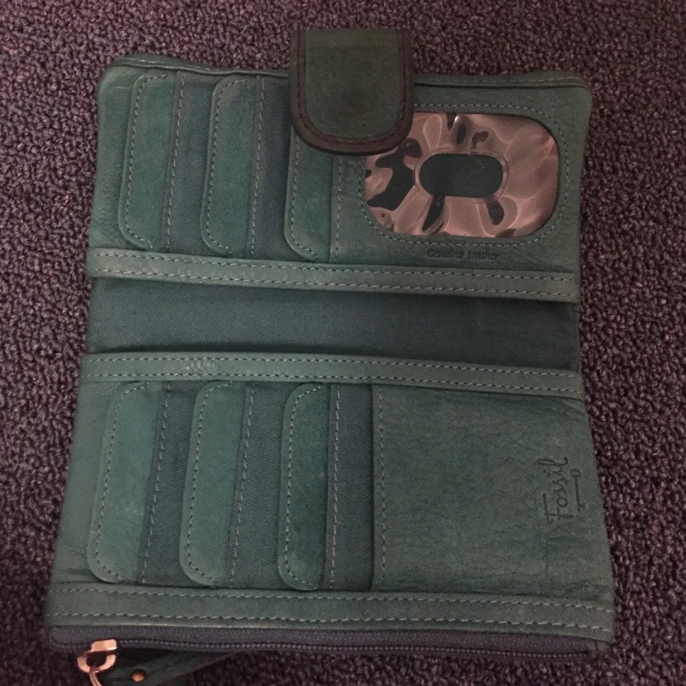 Fossil wallet - Picture 2 of 4